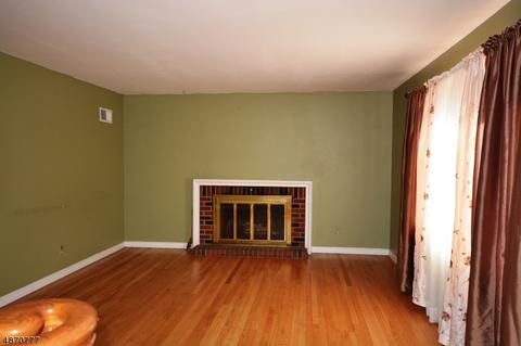 95 Franklin Ave, Saddle Brook, NJ 07663 photo 6