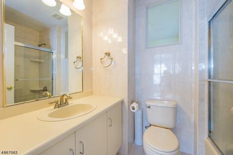 47 Saxton Dr, Hackettstown, NJ 07840 photo 20