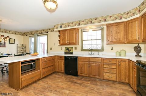 16 Wolfs Farm Rd, Hampton, NJ 08827 photo 9