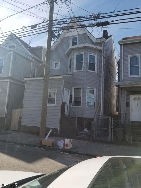 744 E 18th St, Paterson, NJ 07501 photo 1