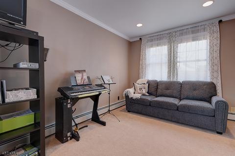 404 Walnut St, Nutley, NJ 07110 photo 4