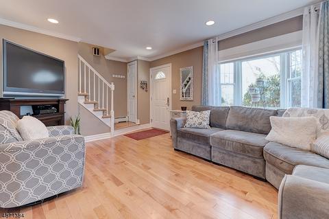 404 Walnut St, Nutley, NJ 07110 photo 3