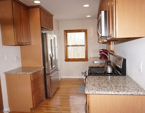 3 Blake Dr, Clark, NJ 07066 photo 9