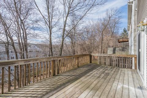 19 Summer Hill Rd, Wayne, NJ 07470 photo 4