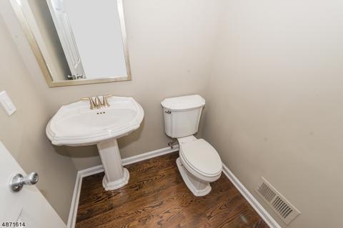 19 Summer Hill Rd, Wayne, NJ 07470 photo 13