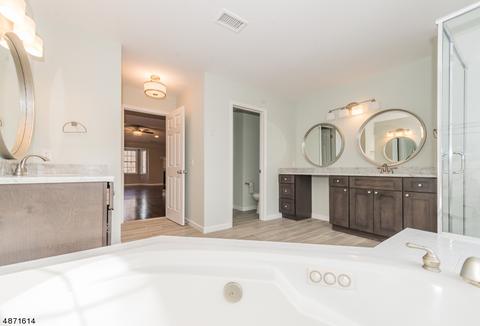 19 Summer Hill Rd, Wayne, NJ 07470 photo 16