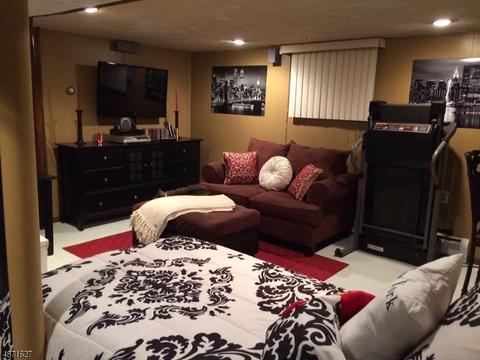 35 Gless Ave, Nutley, NJ 07110 photo 11