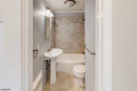 96 E Cooper St, Dover, NJ 07801 photo 11