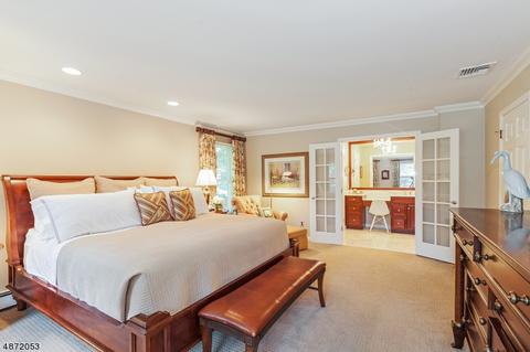 7 Hamilton Dr E, Caldwell, NJ 07006 photo 14