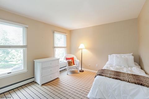 7 Hamilton Dr E, Caldwell, NJ 07006 photo 18