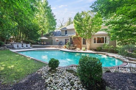 7 Hamilton Dr E, Caldwell, NJ 07006 photo 24