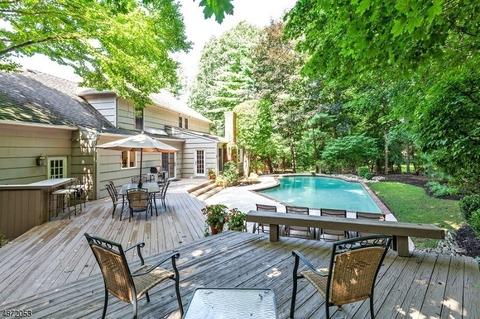 7 Hamilton Dr E, Caldwell, NJ 07006 photo 23