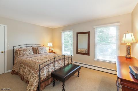 7 Hamilton Dr E, Caldwell, NJ 07006 photo 19