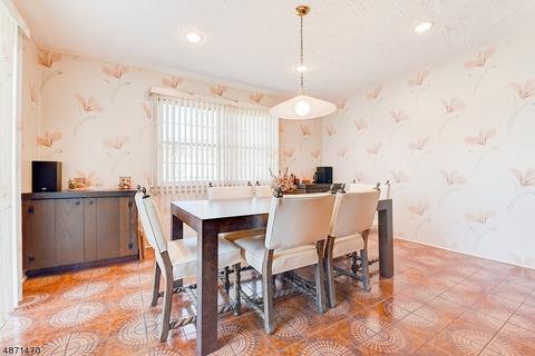 33 Janet Ln, Springfield, NJ 07081 photo 9