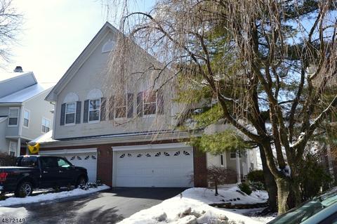 175 Warbler Dr, Wayne, NJ 07470 photo 1