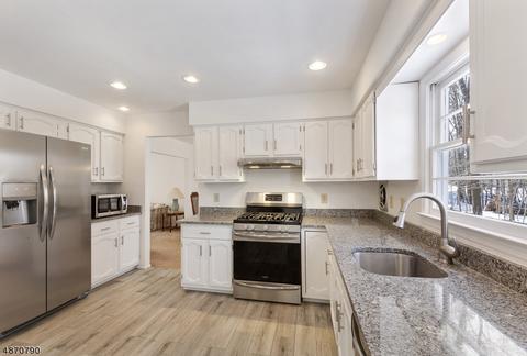 3 Exeter Way, Roxbury Twp., NJ 07876 photo 5