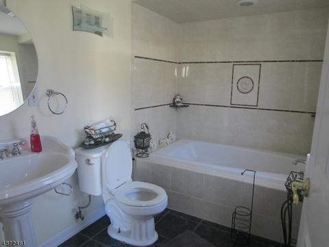 534 Malcolm Rd, Union, NJ 07083 photo 7