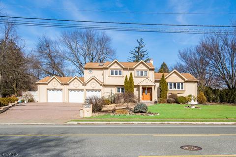 1135 Ratzer Rd, Wayne, NJ 07470 photo 2