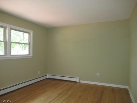 3 Bank St, Stanhope, NJ 07874 photo 9