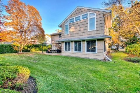 745 Walnut St, Paramus, NJ 07652 photo 20