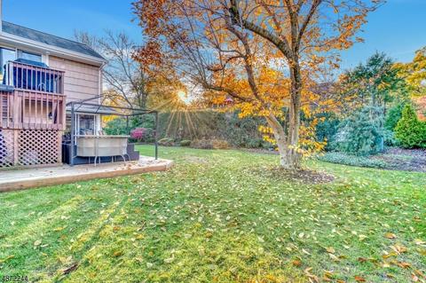 745 Walnut St, Paramus, NJ 07652 photo 24