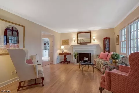 92 Larned Rd, Summit, NJ 07901 photo 3