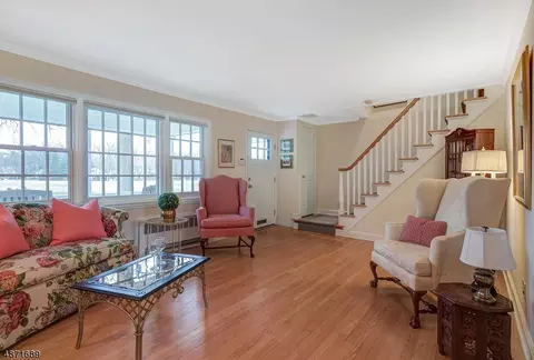 92 Larned Rd, Summit, NJ 07901 photo 4