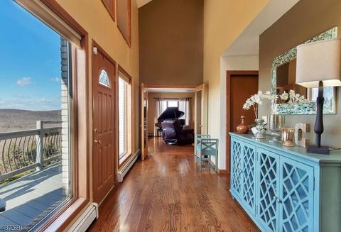 21 Joan Dr, Stanhope, NJ 07874 photo 4