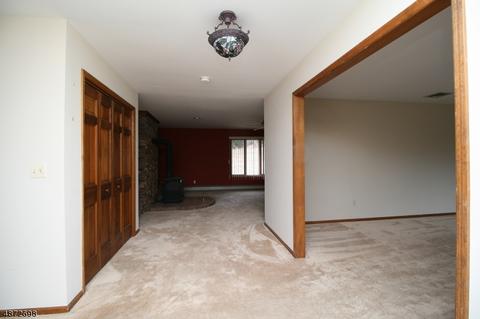 142 Bryans Rd, Hampton, NJ 08827 photo 4