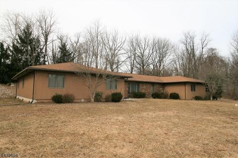 142 Bryans Rd, Hampton, NJ 08827 photo 1
