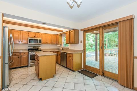 59 Pine St, Millburn, NJ 07041 photo 7