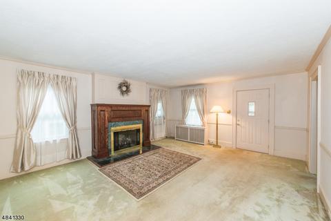 59 Pine St, Millburn, NJ 07041 photo 4