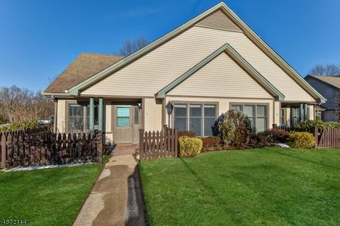 33 Park Edge, Berkeley Heights, NJ 07922 photo 1