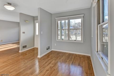 33 Park Edge, Berkeley Heights, NJ 07922 photo 4