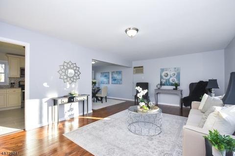 49 Kossuth Pl, Wayne, NJ 07470 photo 4