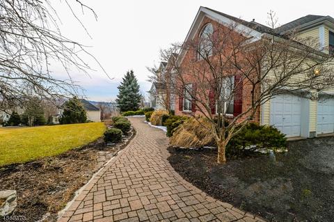 14 Foxfire Ln, Clinton, NJ 08809 photo 2
