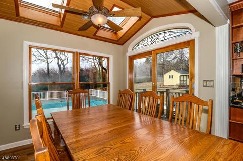 14 Foxfire Ln, Clinton, NJ 08809 photo 9