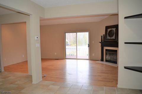 1402 Park Pl, Springfield, NJ 07081 photo 4