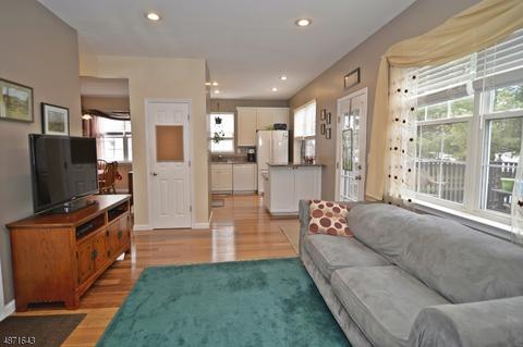 6 Rolling Rapids Ct, Hackettstown, NJ 07840 photo 8