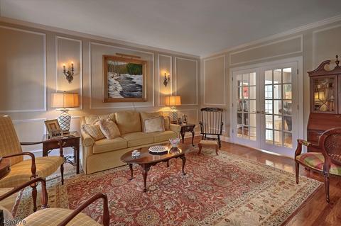 3 Linsey Ct, Mendham, NJ 07945 photo 4