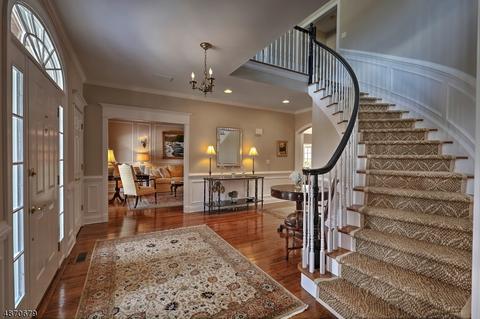 3 Linsey Ct, Mendham, NJ 07945 photo 2