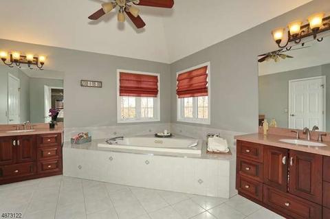 76 Patrick Ave, Emerson, NJ 07630 photo 12