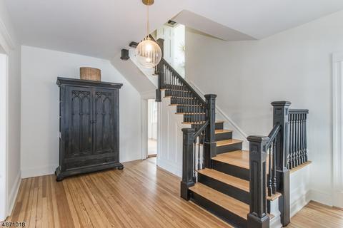 131 Haddon Pl, Montclair, NJ 07043 photo 10