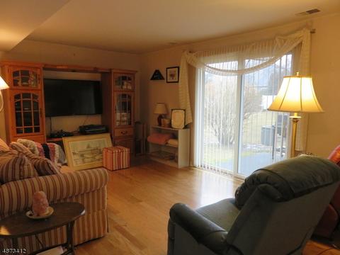 15 Kimberly Pl, Wayne, NJ 07470 photo 13