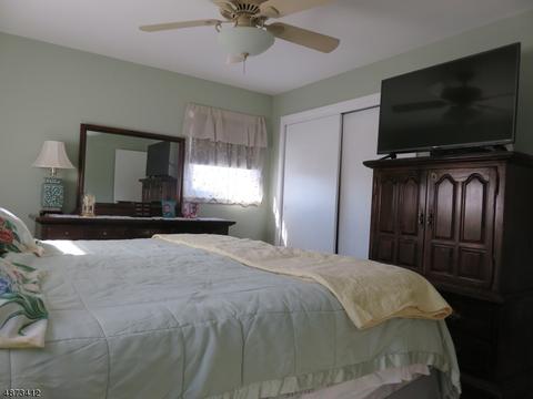 15 Kimberly Pl, Wayne, NJ 07470 photo 16