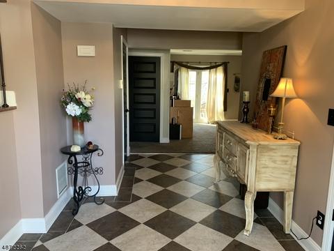 3 Teak Rd, Wayne, NJ 07470 photo 2