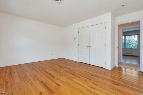 12 Sunburst Ln, Wayne, NJ 07470 photo 18