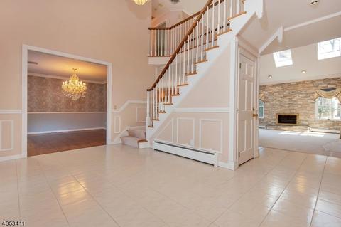 12 Sunburst Ln, Wayne, NJ 07470 photo 4