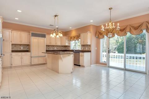 12 Sunburst Ln, Wayne, NJ 07470 photo 8