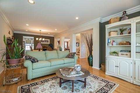 15 Micheline Ct, Wayne, NJ 07470 photo 7